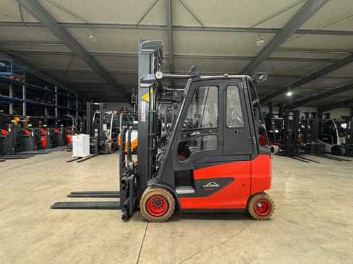 37/2021 Service + UVV 04/2027 Linde E30/600H EVO 3.000kg 3.+4. Ventil Gabelversteller Elektrostapler Gabelstapler 9.514 Stunden